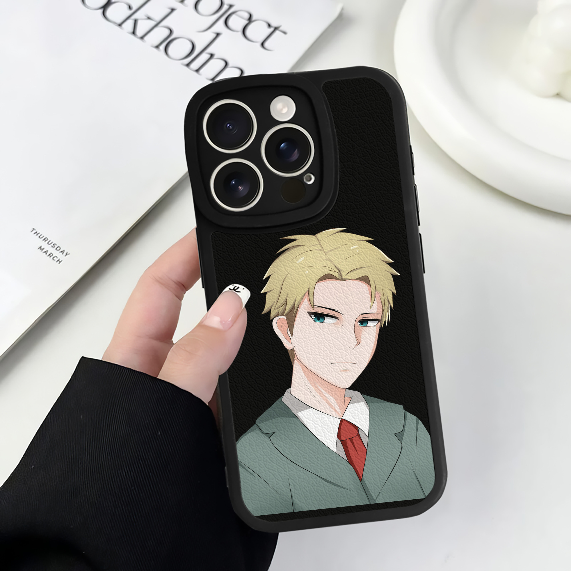 （画像用） SPY×FAMILY间谍家家酒 【iPhone 16シリーズ対応】シリコンスマホケース（レザー調） 材質：シリコン